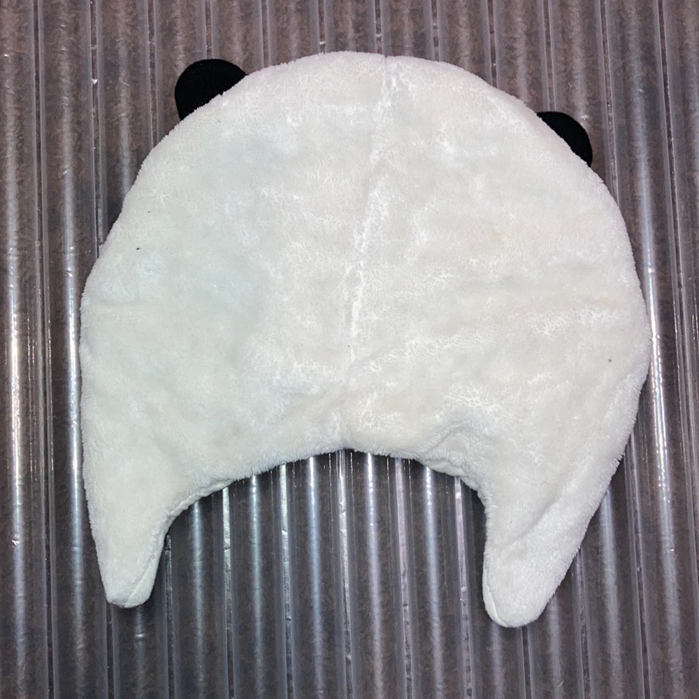 Panda Hat - Picture 2 of 2